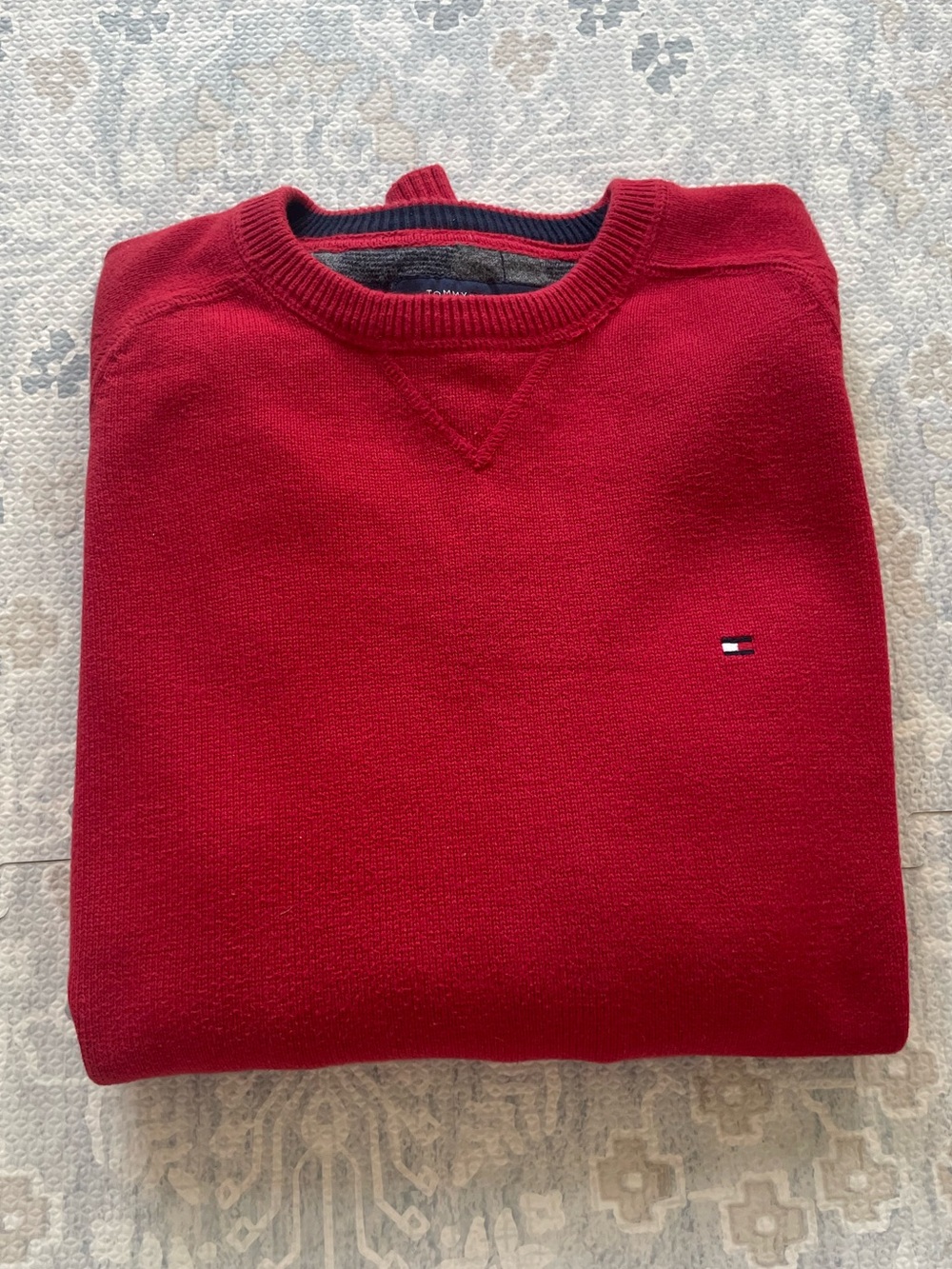 Tommy Hilfiger Men's Red Crewneck Sweater Size Medium